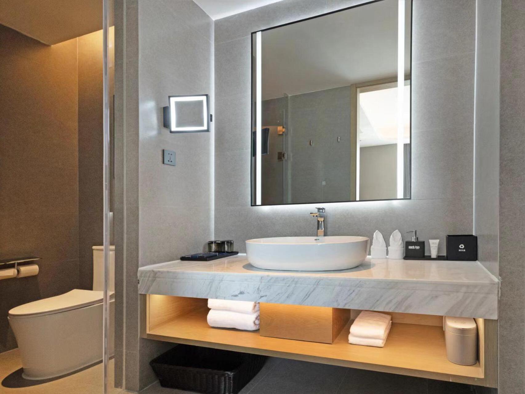 Park Inn By Radisson Nanchong Yilong Star City Plaza Exterior foto